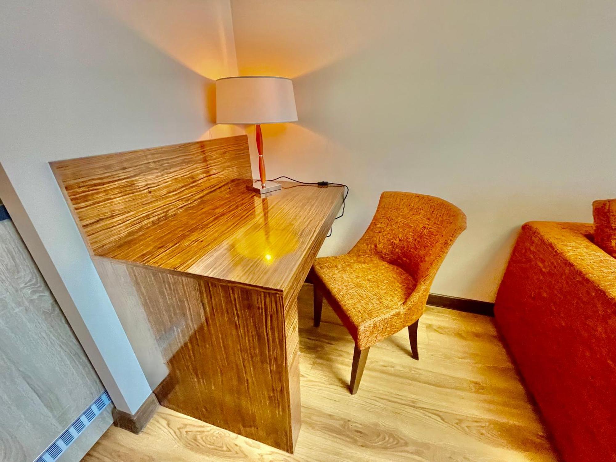 Royal Studio Apartment With A Perfect View - Yamaluxe Bucareste Exterior foto